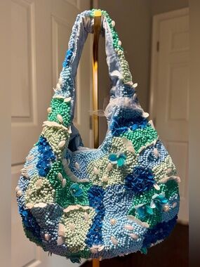 NWT Handcrafted in India Blue Hydrangea 3D Beaded Hobo Bag